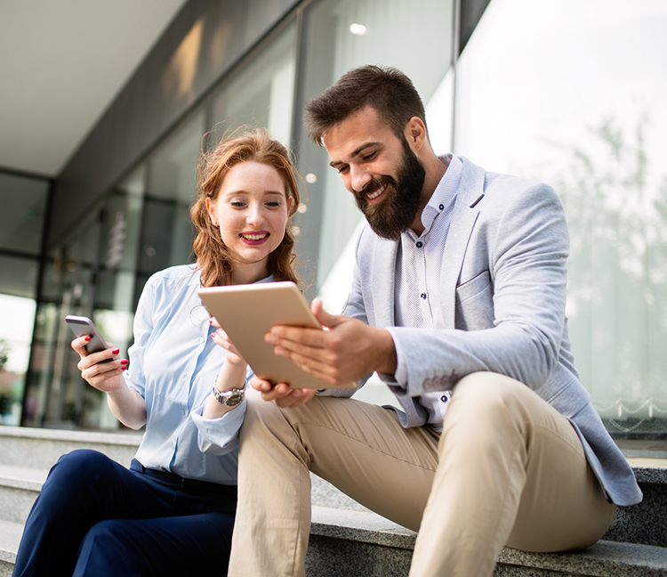 People discussing backup solutions